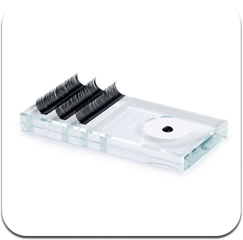 SOPORTE ACRÍLICO TRANSPARENTE PARA PESTAÑAS – Base profesional para aplicación de extensiones